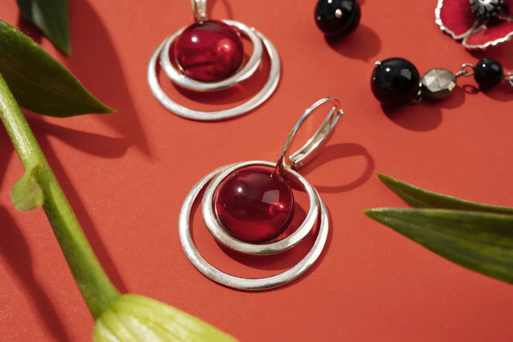 Collection de boucles d'oreille Rouge